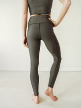 Load image into Gallery viewer, Grey Wander Pocket Yoga Pants in Microstripe *FINAL SALE*