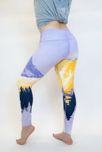 Load image into Gallery viewer, Painted Peaks Yoga Pants