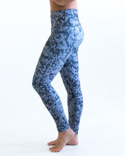 Load image into Gallery viewer, Grey Fog Yoga Pants